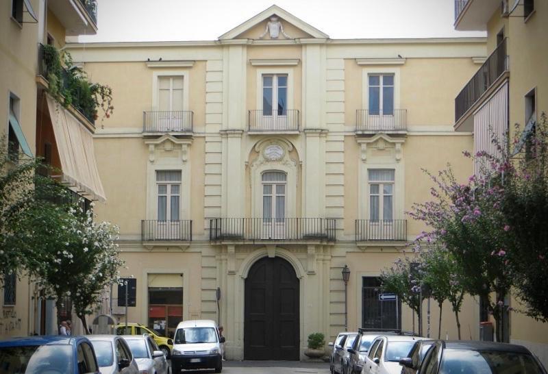 Vanvitelli Apartments 卡塞塔 外观 照片